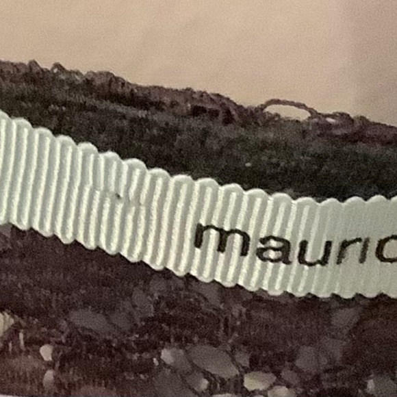 Black Top with lace embellishment - Picture 2 of 3